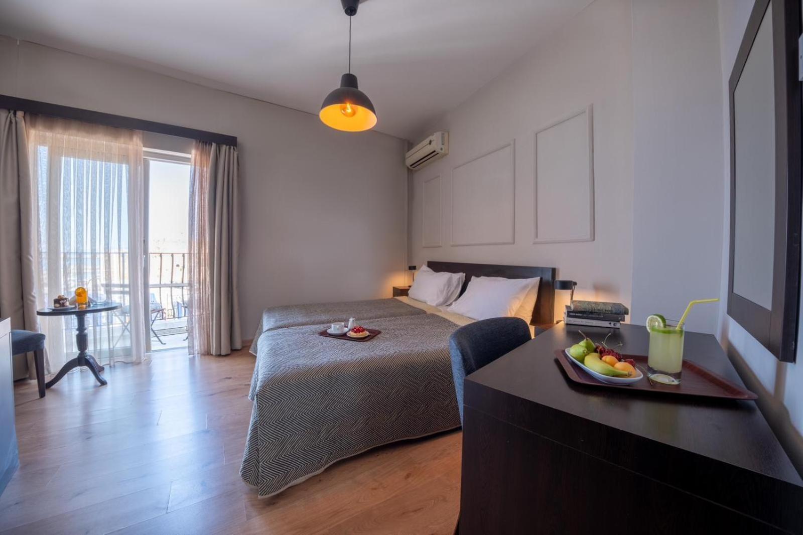Kyrenia British Harbour Hotel Екстериор снимка