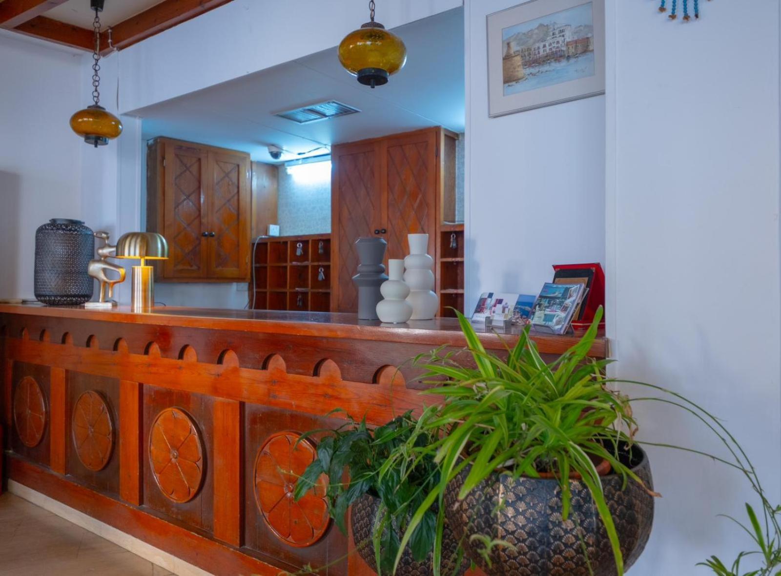 Kyrenia British Harbour Hotel Екстериор снимка