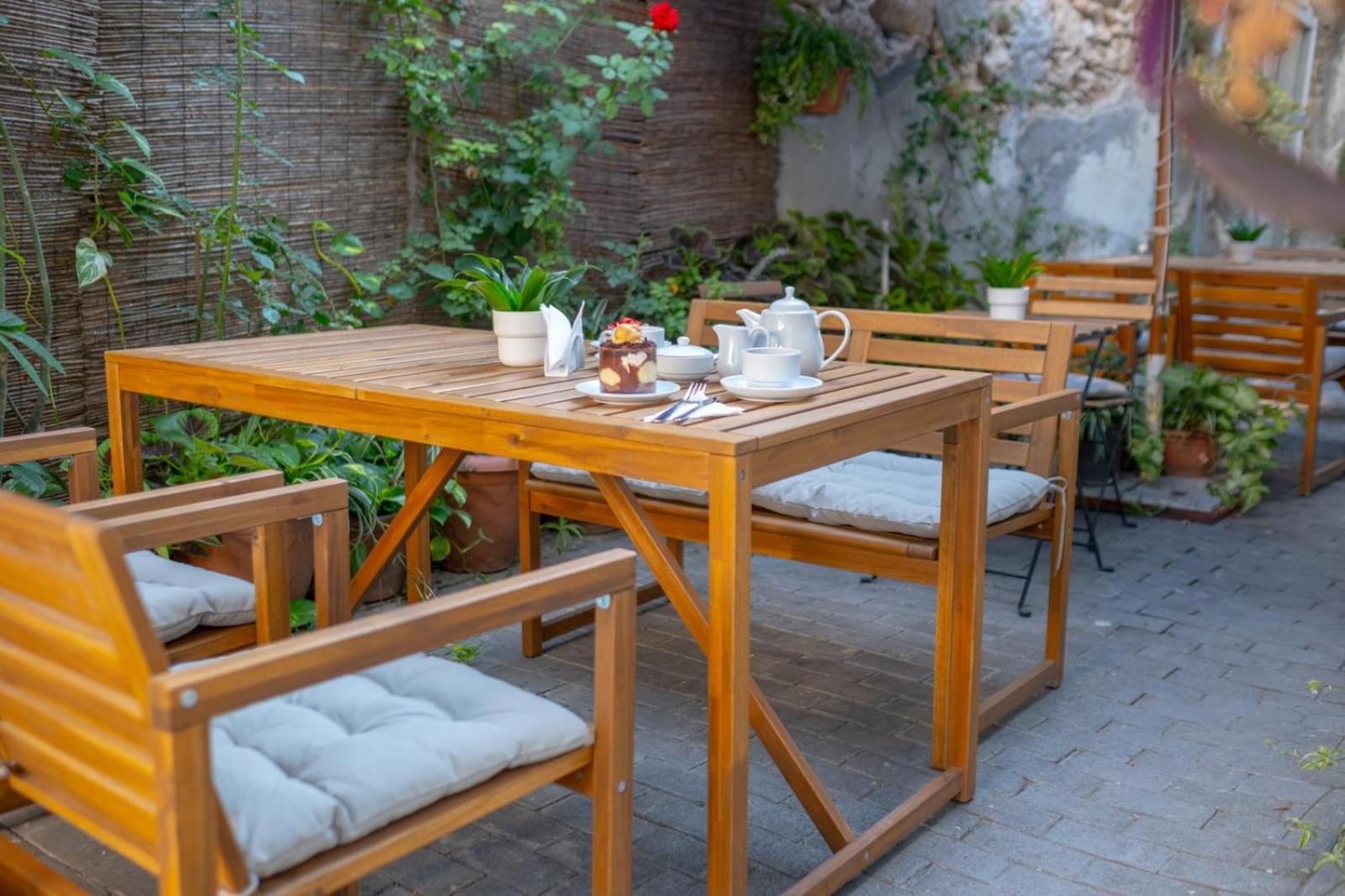 Kyrenia British Harbour Hotel Екстериор снимка