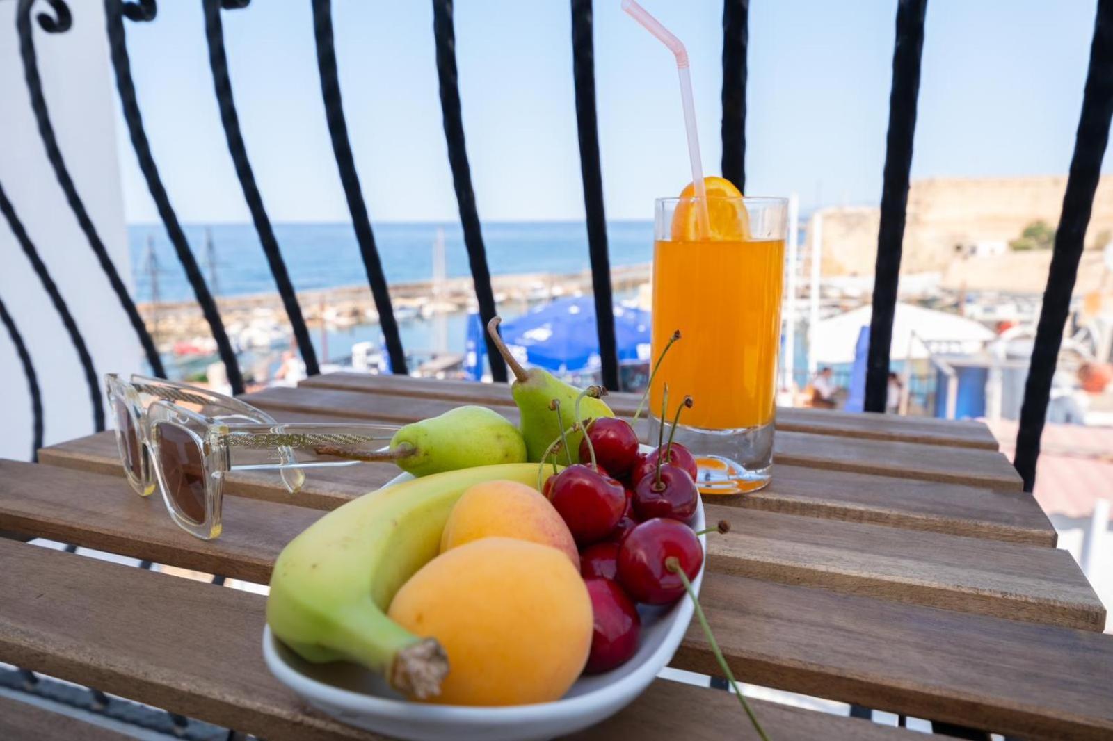 Kyrenia British Harbour Hotel Екстериор снимка