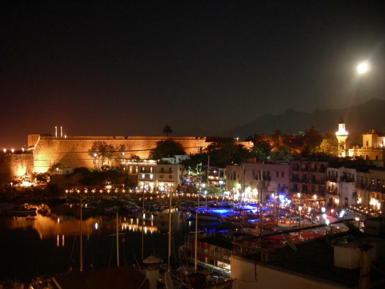 Kyrenia British Harbour Hotel Екстериор снимка