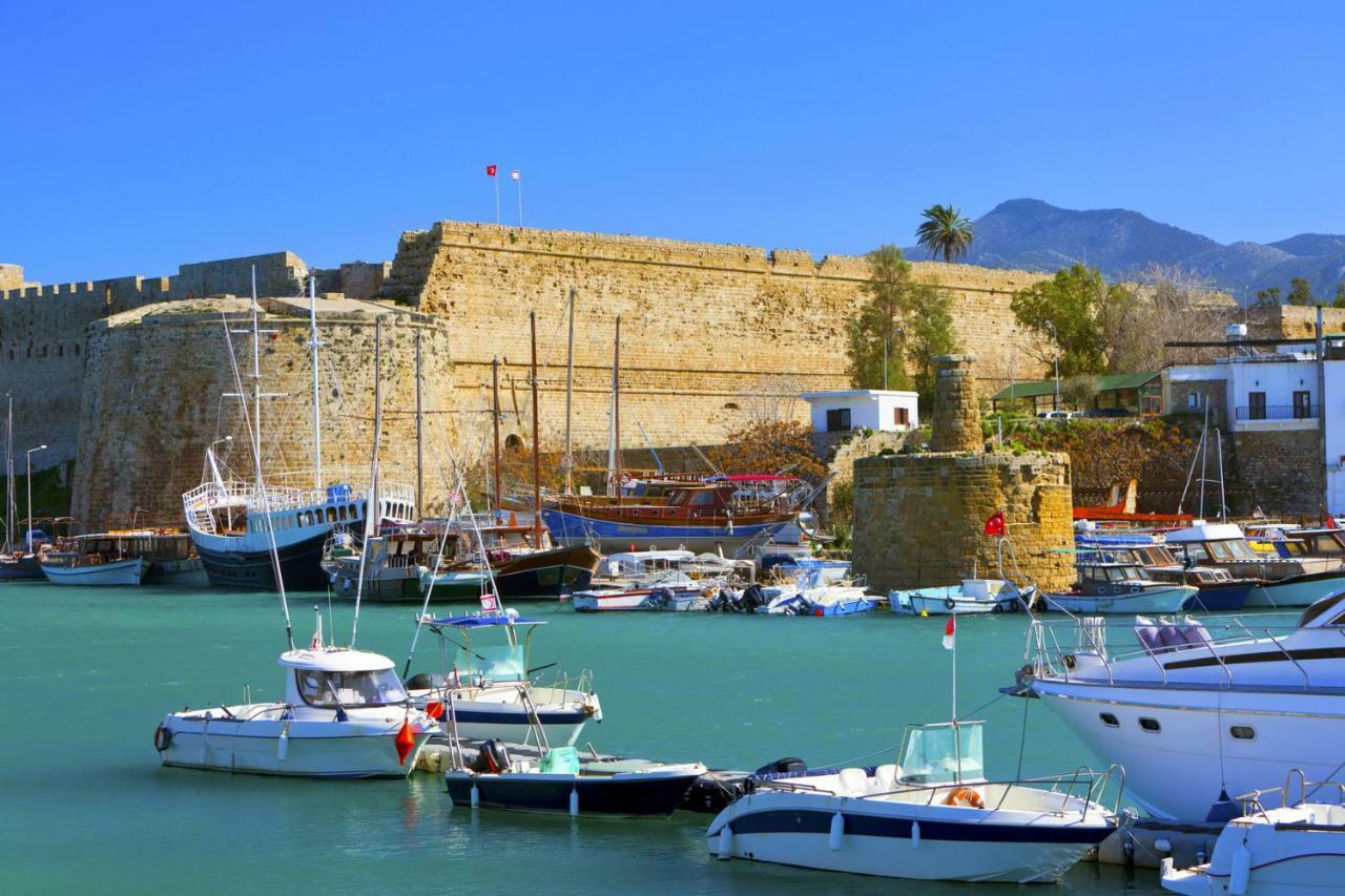 Kyrenia British Harbour Hotel Екстериор снимка