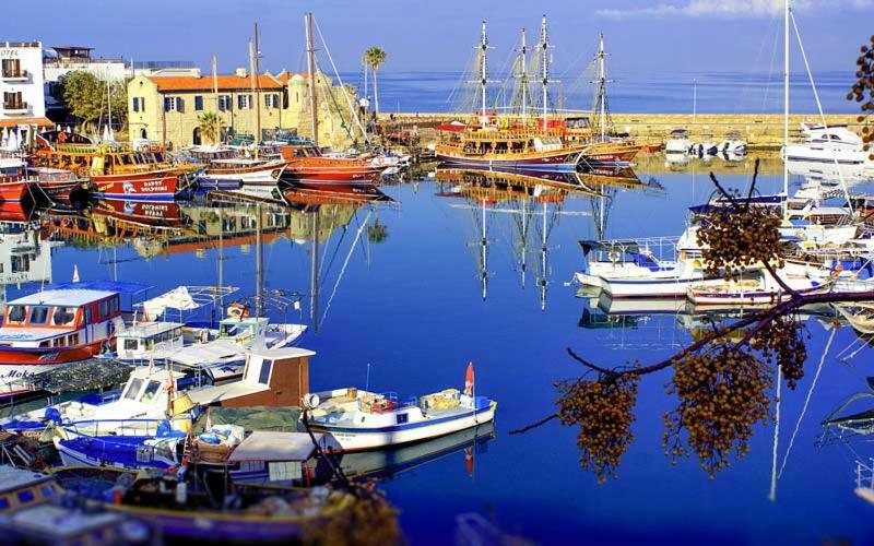 Kyrenia British Harbour Hotel Екстериор снимка