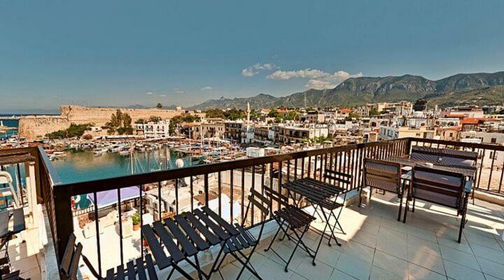 Kyrenia British Harbour Hotel Екстериор снимка