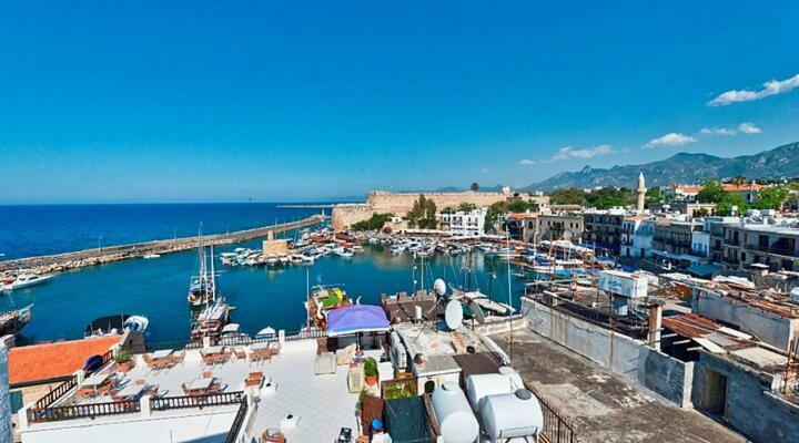 Kyrenia British Harbour Hotel Екстериор снимка