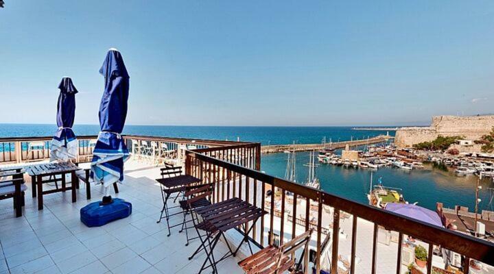 Kyrenia British Harbour Hotel Екстериор снимка