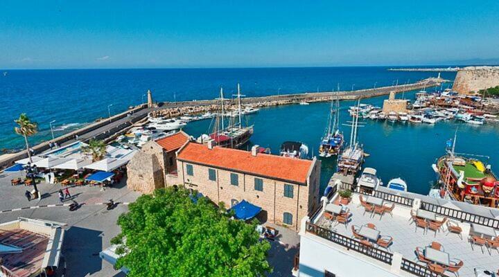 Kyrenia British Harbour Hotel Екстериор снимка